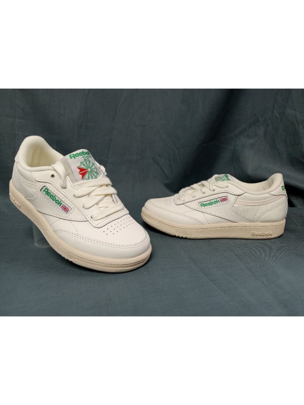 Reebok Club C Sneakers Leather Chalk Kid's Size 3 BRAND NEW IN BOX!